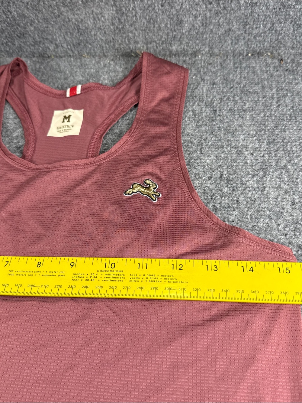 Tracksmith Session Tank Womens Medium Running Athletic Top Muave Pink - Picture 5 of 6